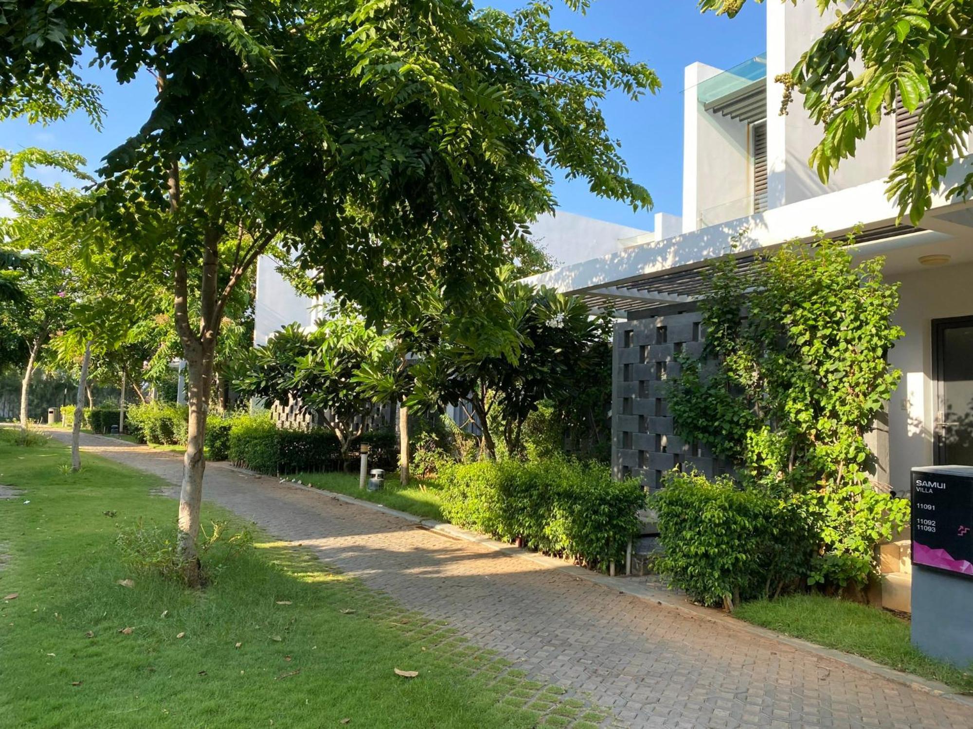 Khach San - Resort Oceanami - Long Hai Exteriör bild
